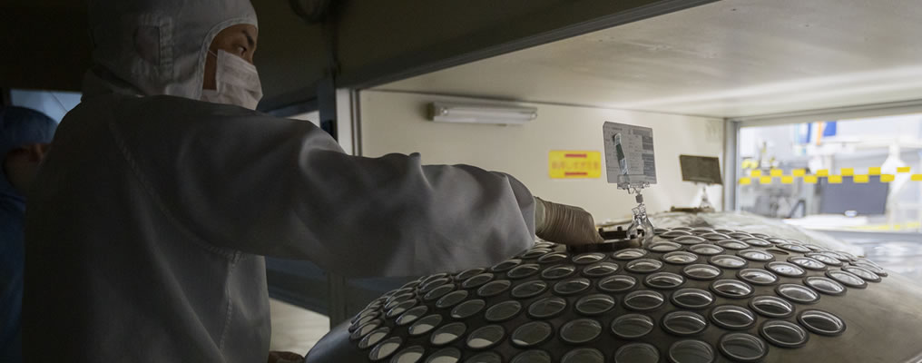 About vacuum deposition processing