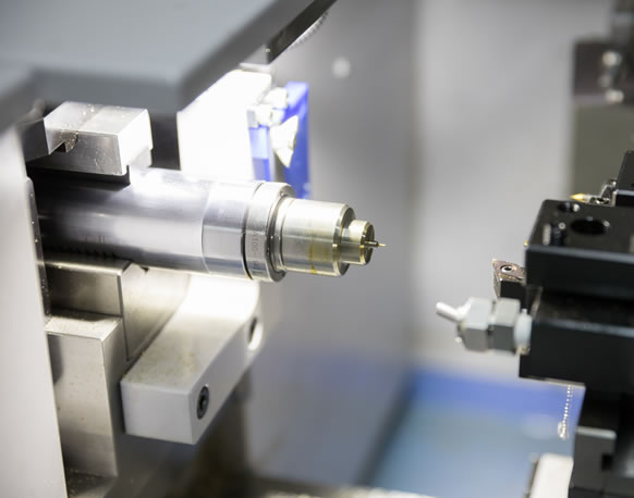 Centering / molding machine